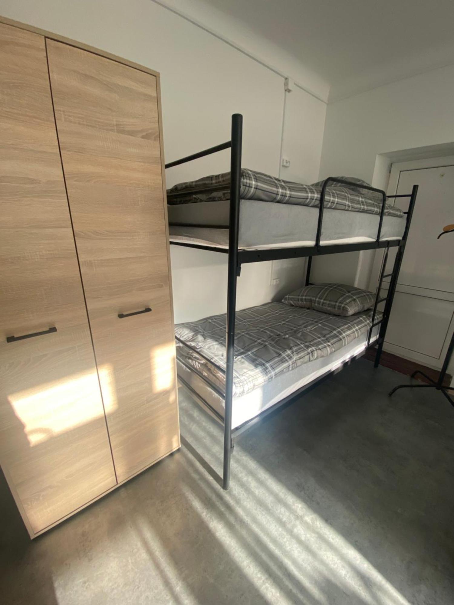 Hostel Harmonia Warsaw Luaran gambar
